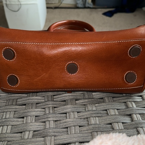 Dooney & Bourke - Picture 5 of 8